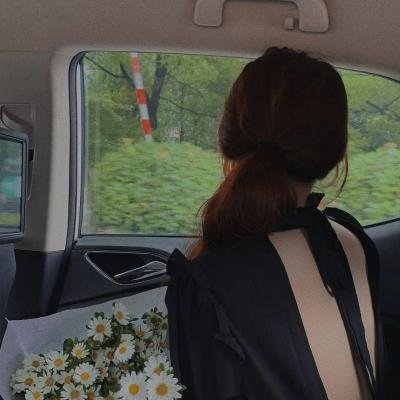 真人秀常驻后台发生口角，节目组紧急叫停，短时间内持续发酵